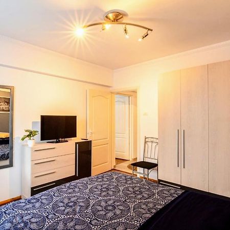 Modern & Stylish Apartment Excellent Location Superhost Constanta Luaran gambar