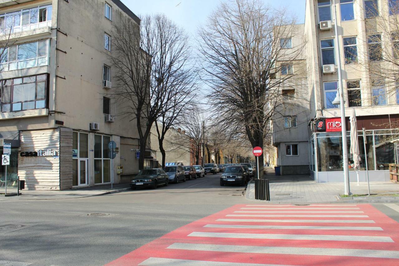 Modern & Stylish Apartment Excellent Location Superhost Constanta Luaran gambar