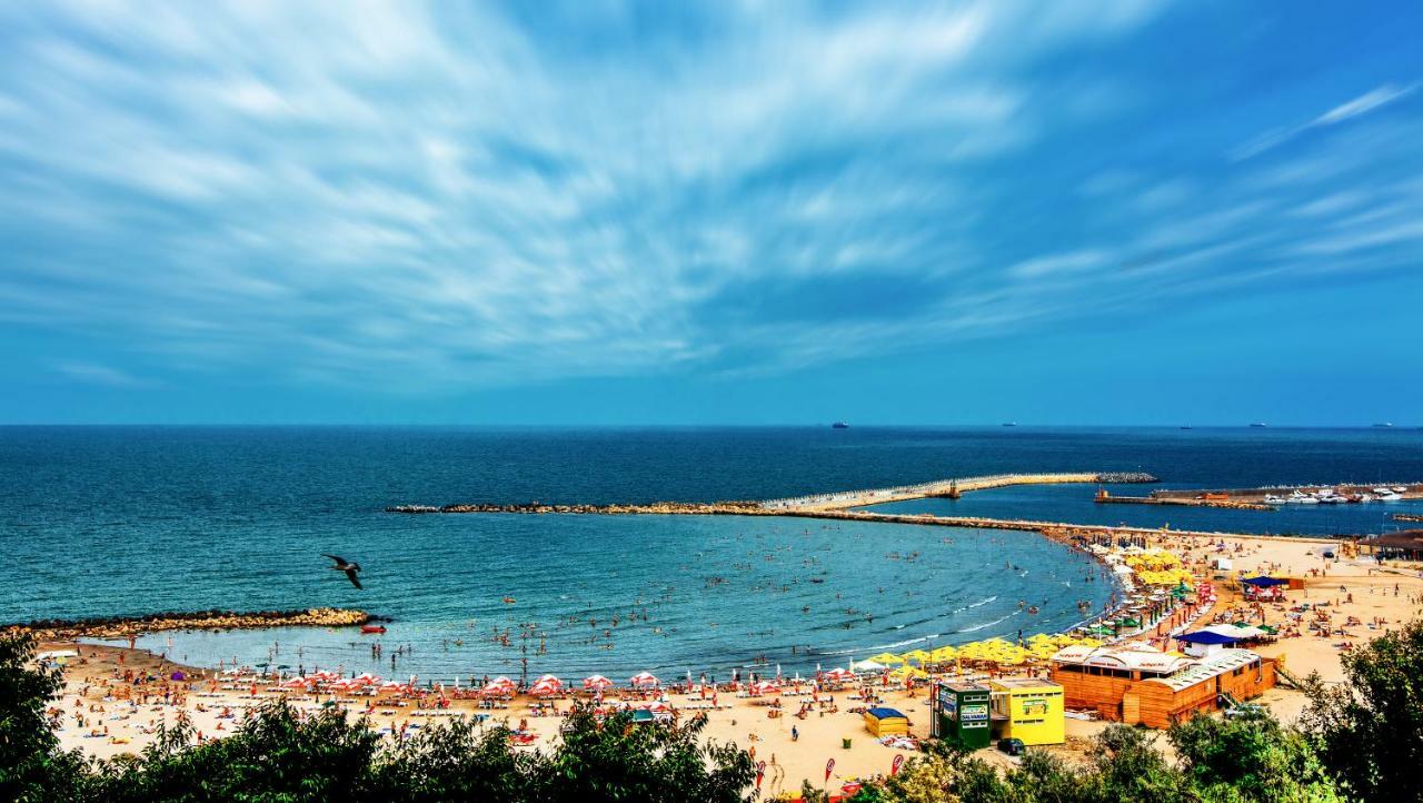 Modern & Stylish Apartment Excellent Location Superhost Constanta Luaran gambar